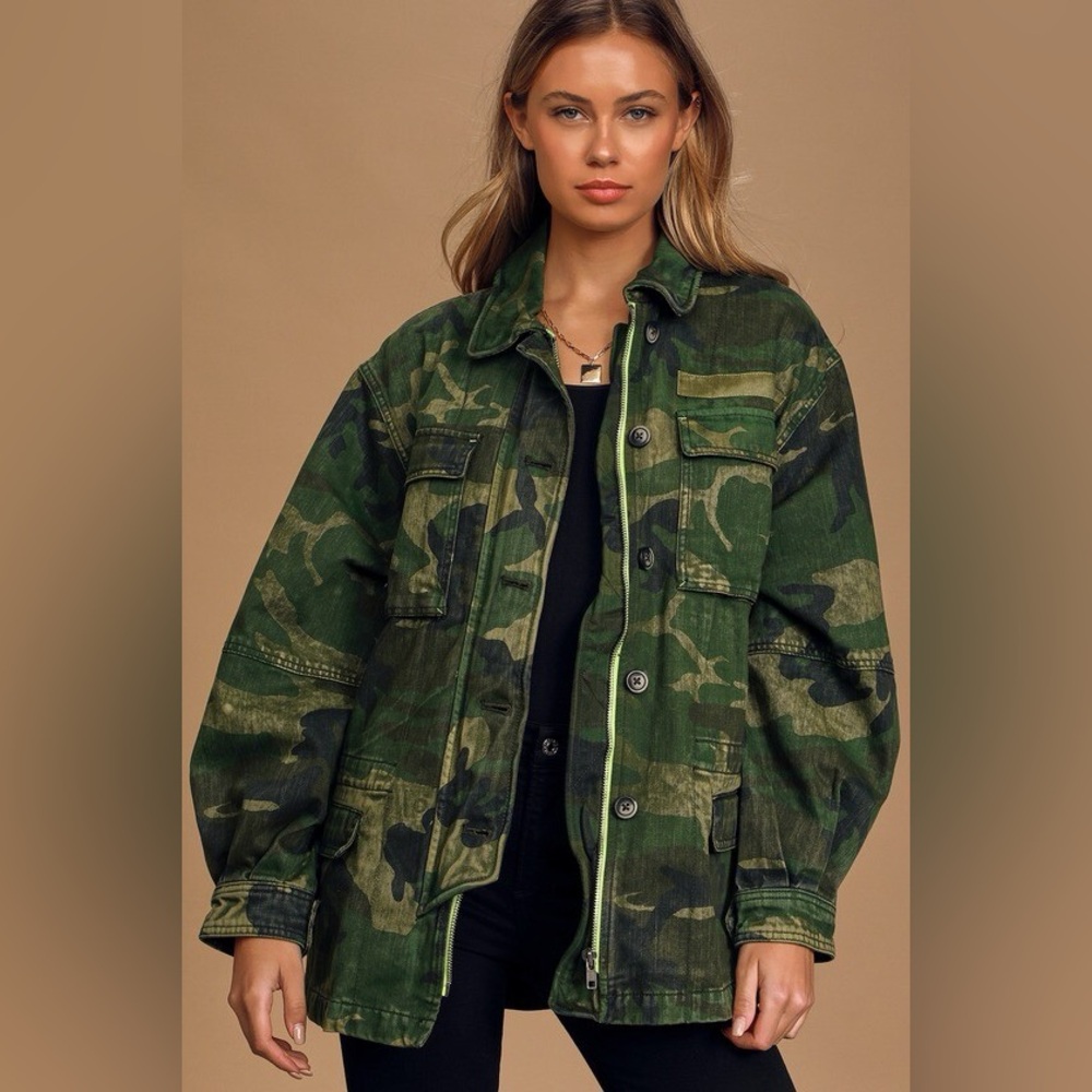 FREE PEOPLE Women’s Camouflage Zip & Button Bungee-Waist Urban Streetwear Jacket